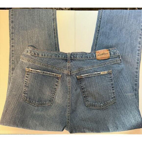 Levi Strauss Size 18W Medium Wash Jeans - Picture 2 of 2